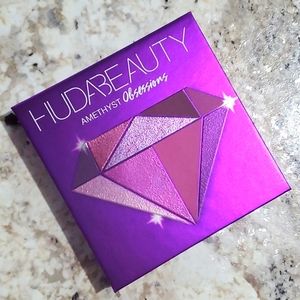 Huda Amethyst Obsessions